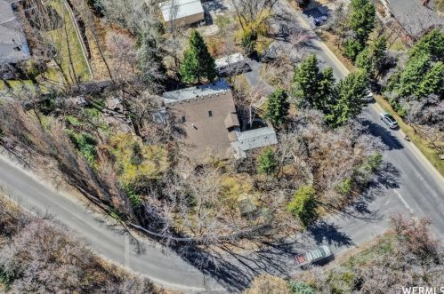 6086 Woodland Dr, Ogden, UT 84403-5454