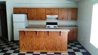 1025 Poyntz Ave, Manhattan KS  66502-5458 exterior