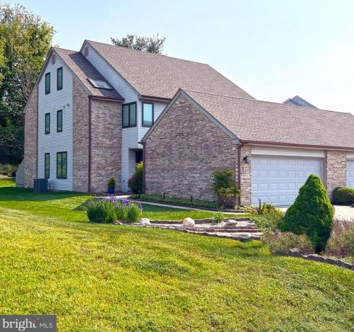 219 Steeplechase Cir, Wilmington, DE 19808-1977