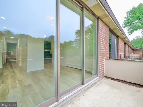 100 Glenolden Ave, Manor PA  19036-2264 exterior