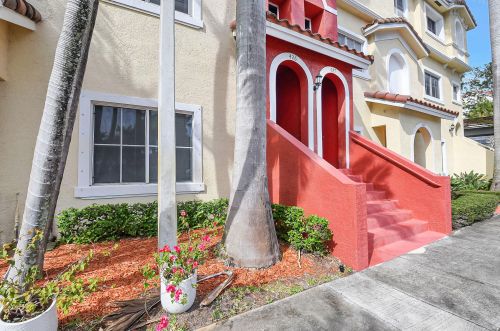 426 Bayfront Dr, Boynton Beach, FL 33435-8643