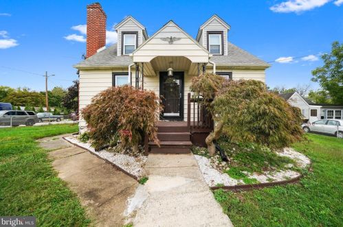 624 Armstrong Ave, Wilmington, DE 19805-1006