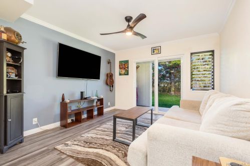 98-634 Moanalua Loop, Aiea, HI 96701-5168