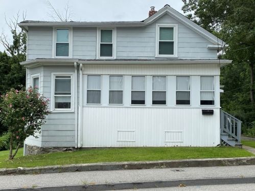22 Eastern Ave, Webster, MA 01570-2009