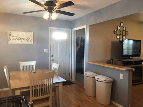 2713 83 Pl, Kenosha WI 53143-6245 exterior