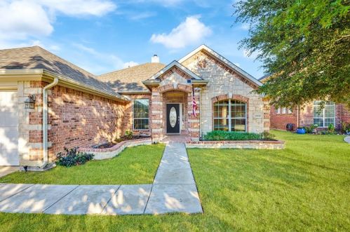 2832 Appaloosa Ct, Oak Point, TX 75068-7646
