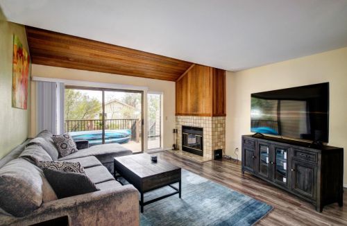 113 Solar Dr, Grass Valley CA  95945-5372 exterior