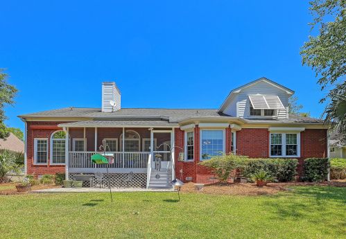 175 Oak Pt Lndg Dr, Mount Pleasant SC 29464-6279 exterior