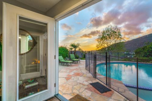 8530 Harwell Dr, San Diego CA  92119-1917 exterior