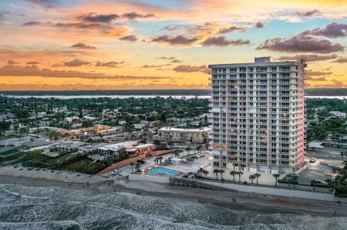 1900 Atlantic Ave, Daytona Beach, FL 32118-5006