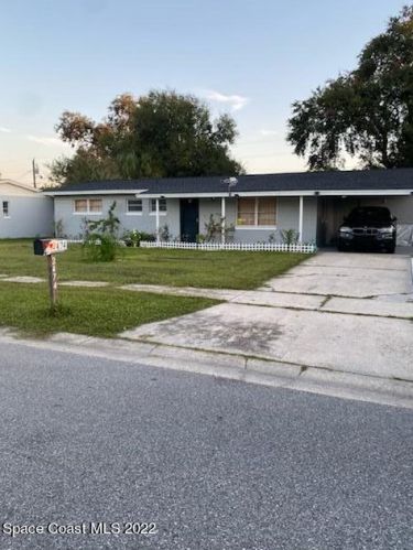 2474 Dianne Dr, Cocoa, FL 32926-5304