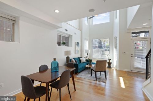 1809 3rd St, Washington, DC 20002-1523
