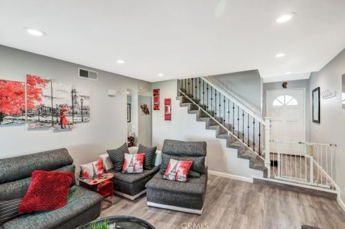 216 Glendora Ave, Covina CA 91724-2954 exterior