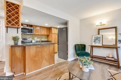 1420 Harvard St, Washington, DC 20009-4662