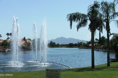 10945 Poinsettia Dr, Avondale AZ  85392-3720 exterior