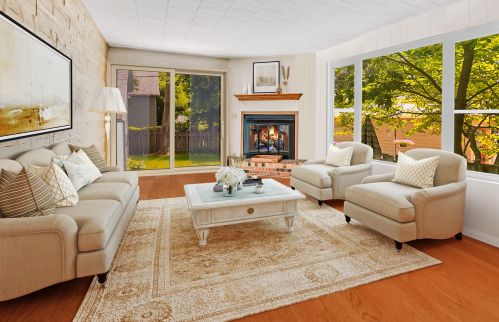 221 Charles St, Waukesha, WI 53186-5508