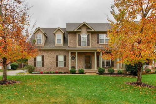 1942 Ridge Oak Ln, Knoxville, TN 37922-6686