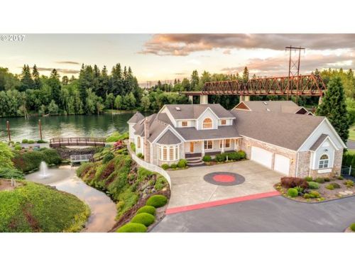 26097 Butteville Rd, Aurora, OR 97002-8543