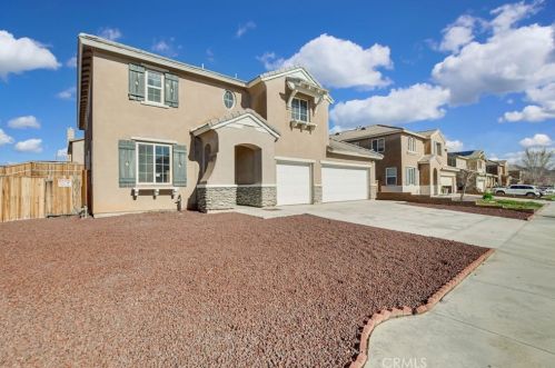 15568 Bow String St, Victorville, CA 92394-6716