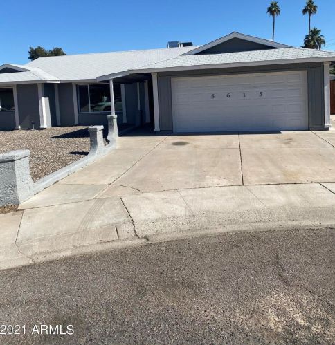 5615 Zoe Ella Way, Glendale, AZ 85306-3034
