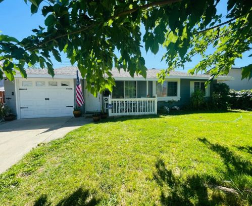 7208 Hutchins Way, North Highlands, CA 95660-3436