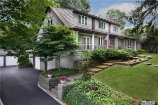 25 North Dr, Center Port, NY 11721-1551