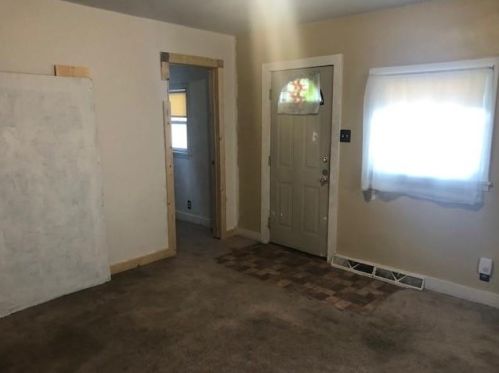 1921 Ridge Ave, New Kensington PA  15068-4041 exterior