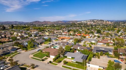 523 Wellington Rd, Orange, CA 92869-5155