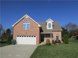 678 Superior Ln, Clarksville, TN 37043-3892
