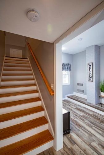 31 Jerome St, Berkley MA 02779-1121 exterior