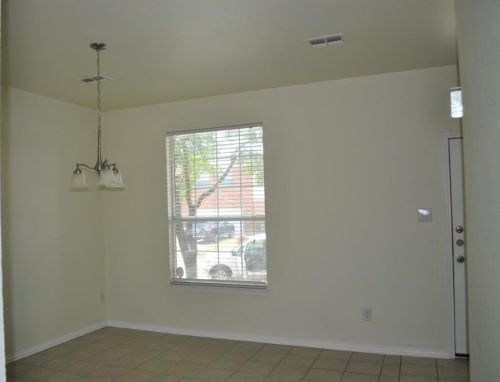 7801 Hidden Path Ln, Denton TX  76210-7131 exterior