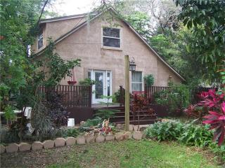 5702 26th Ave, Saint Petersburg, FL 33707-5213