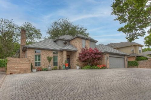 804 Roaring Springs Rd, Fort Worth, TX 76114-4452