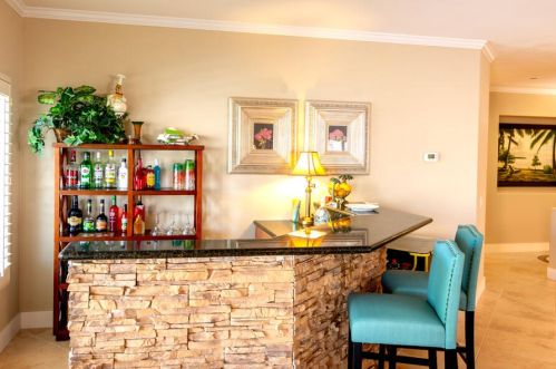 828 Mira Grande, Palm Springs CA  92262-1209 exterior