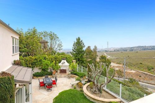 2 Rochelle, Newport Beach, CA 92657-0108