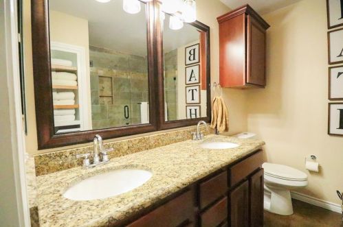 1012 Triple Crown Dr, Fort Worth TX  76179-2324 exterior