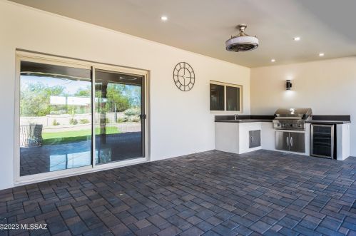 5125 Burns St, Tucson AZ  85711-3123 exterior