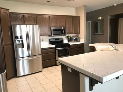 1234 Msn Dr, Lemoore CA  93245-4726 exterior