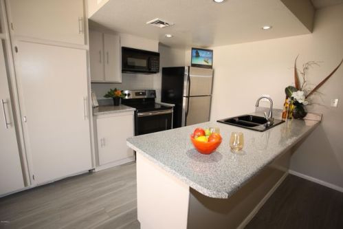 1150 85th Pl, Scottsdale, AZ 85257-4112