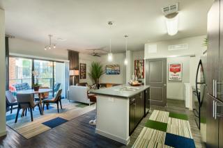 19800 7th St, Phoenix AZ  85024-1688 exterior