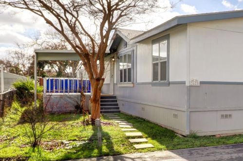 3625 Magpie Ln, North Highlands, CA 95660-5116