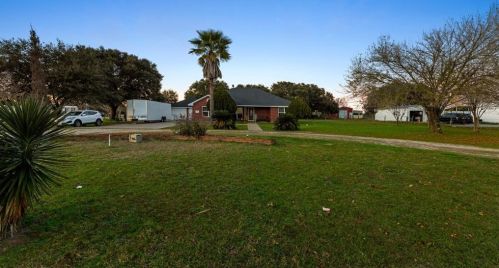 31616 Shiloh Rd, Waller, TX 77484-9077
