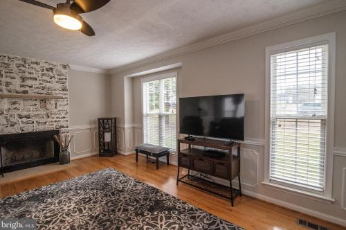 3809 Alberta Dr, Fredericksburg VA  22408-7713 exterior