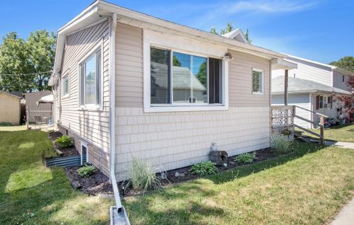 213 Marion St, Mishawaka, IN 46545-6513