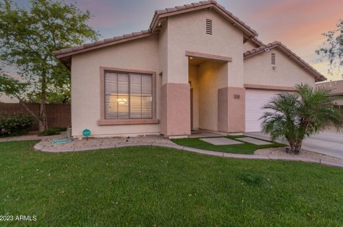 3206 104th Ave, Tolleson, AZ 85353-8411