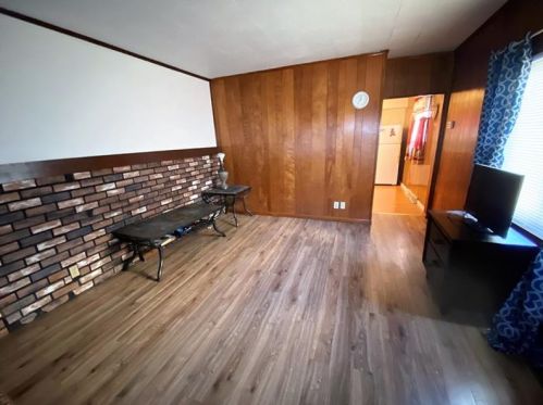 309 Mccormick Ave, Bentleyville, PA 15314-1126