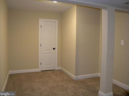 16461 Richmond Tpke, Bowling Green VA  22427-2207 exterior