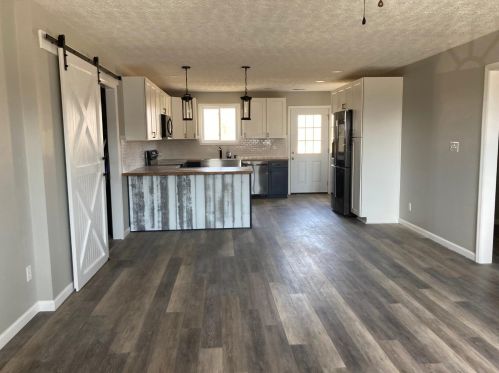 5887 Farmers Rd, Martinsville, OH 45146-9038