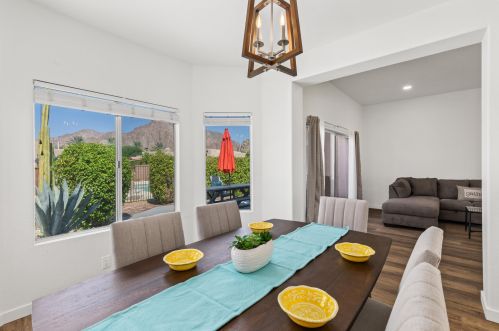 48118 Via Hermosa, La Quinta CA  92253-2227 exterior