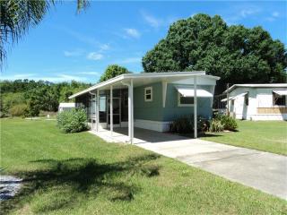 3500 Island Oaks, Lakeland, FL 33805-8570